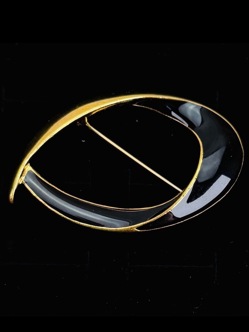 Vintage Trifari Goldtone Black Brooch Pin